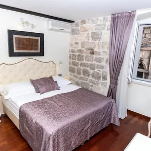 Deluxe Collection Kastel Hotel Split