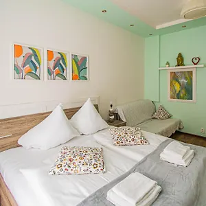 Apartamento Ruterra Cimburkova