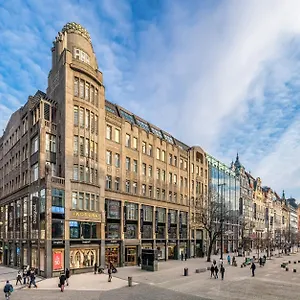 Apart Otel Crown Palace By Adrez, Prag
